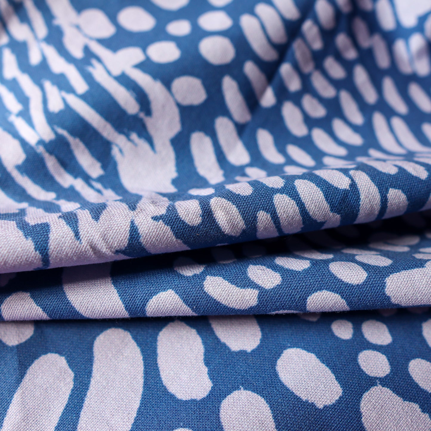 Textile Scratches, Lavender/Blue