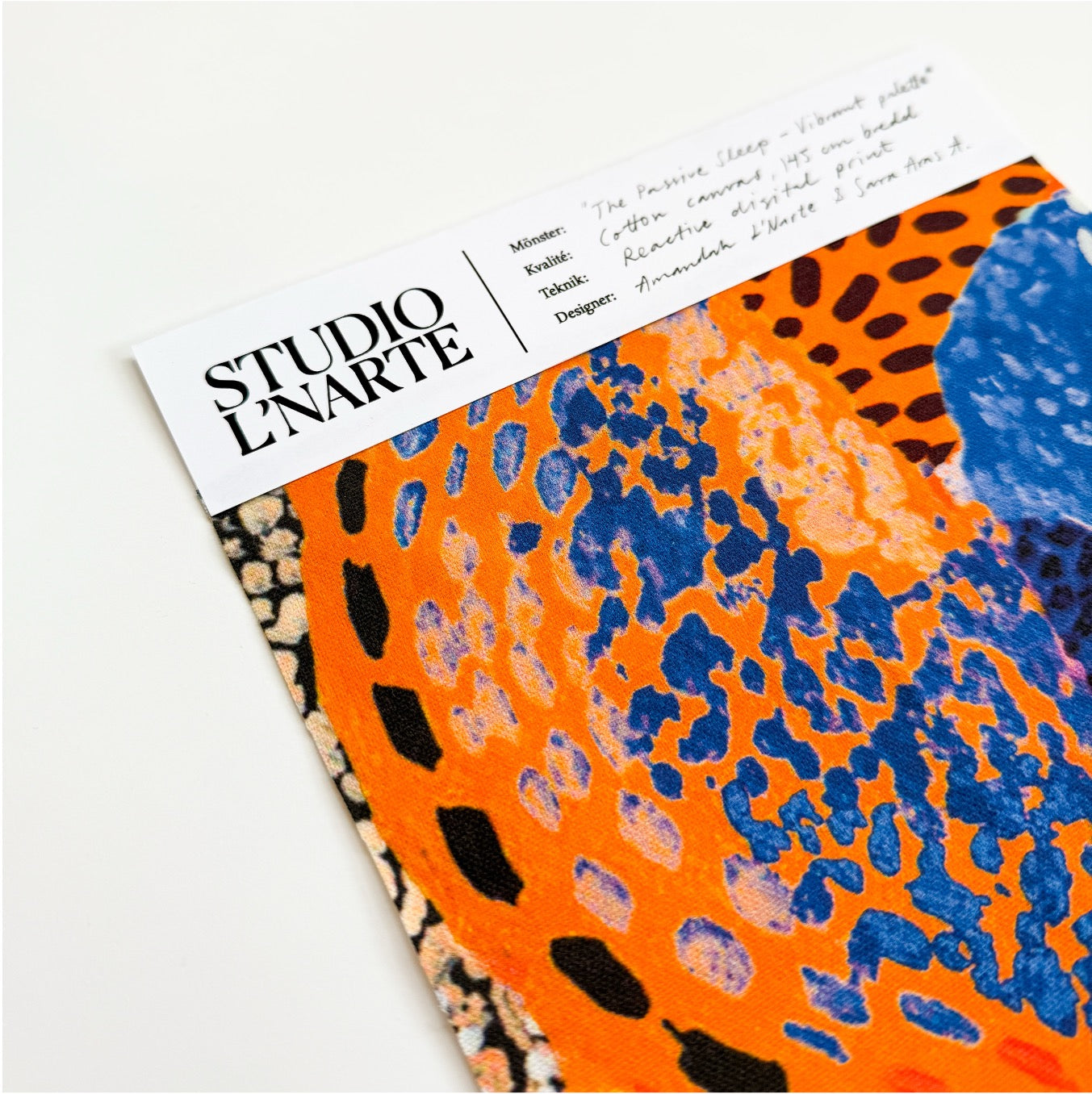 Sample - Textile Passive Sleep, Vibrant Palette